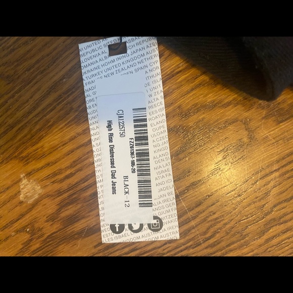 High rise distressed dad jeans - Picture 3 of 4